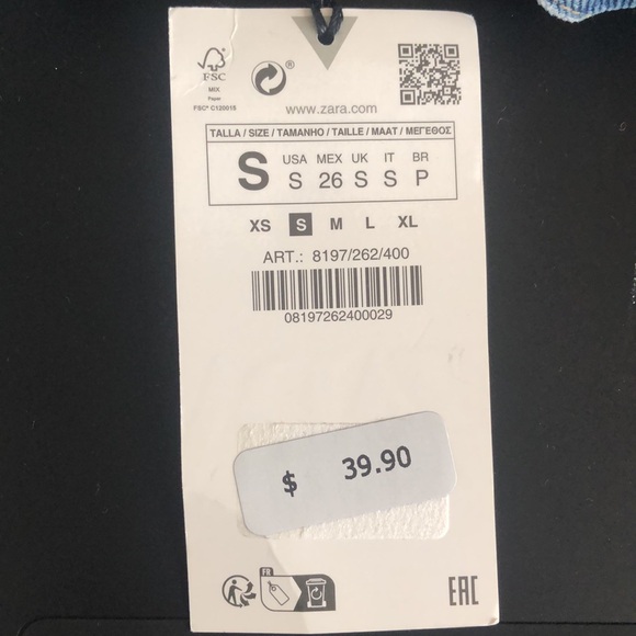 ZARA Denim top, Size small, 4 button front closure, Shirred back detail, cotton - Picture 4 of 4